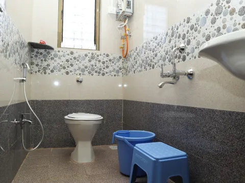 Hotel MADHUBAN