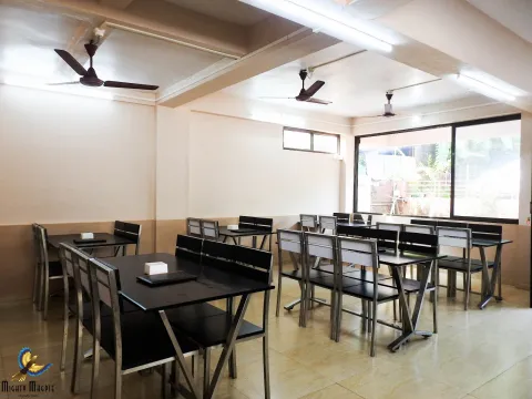 Hotel MADHUBAN